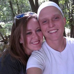 Meet your Posher, Hollie